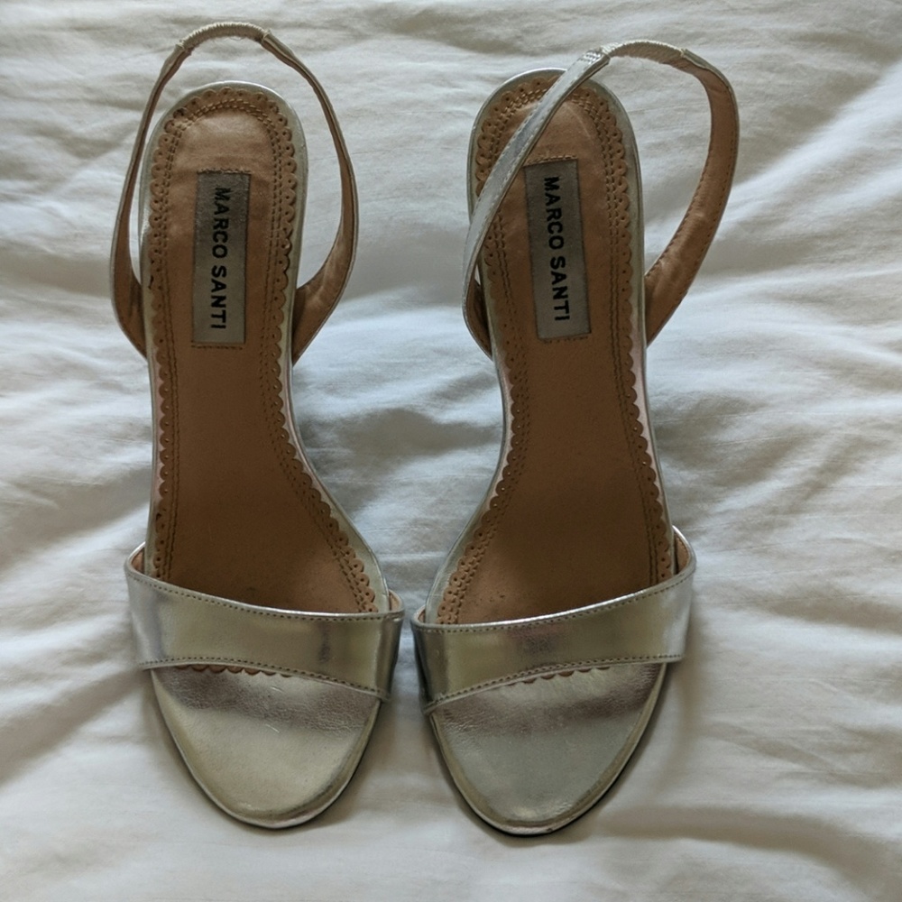 Marco Santi, sling back, silver pumps